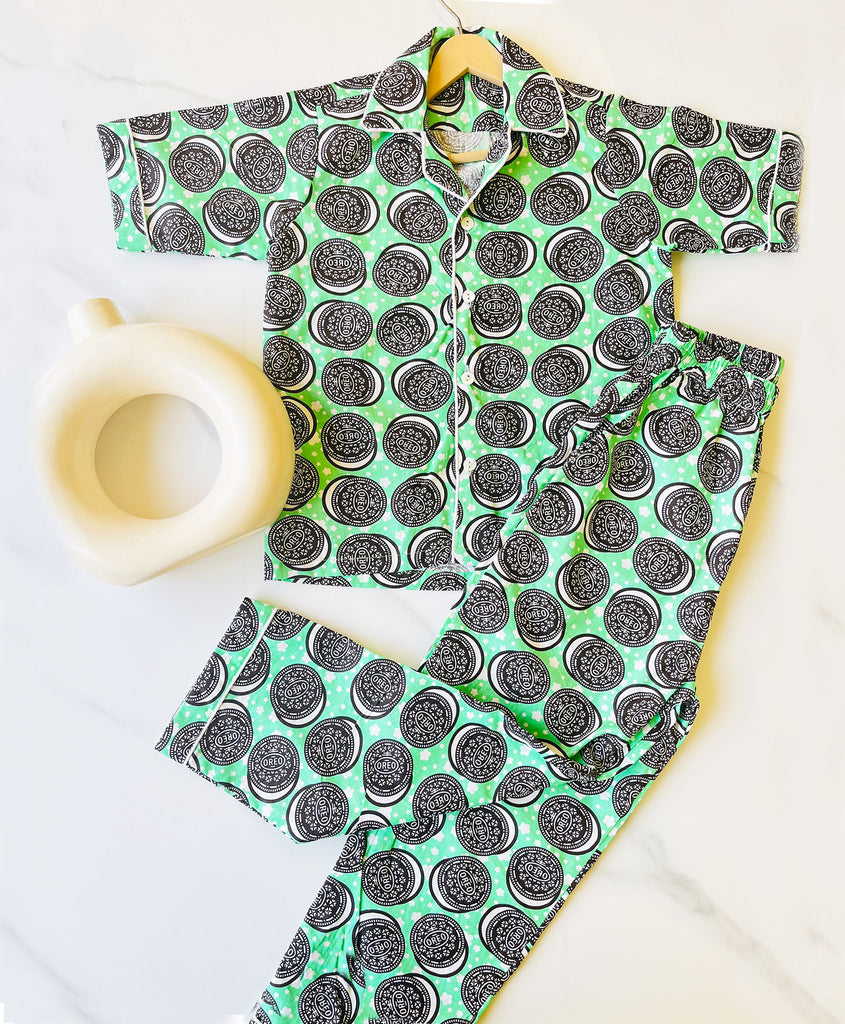 ADRA Kids Green Rayon Oreo Print Night Suit wiith Pyjama Set of 2 Pcs